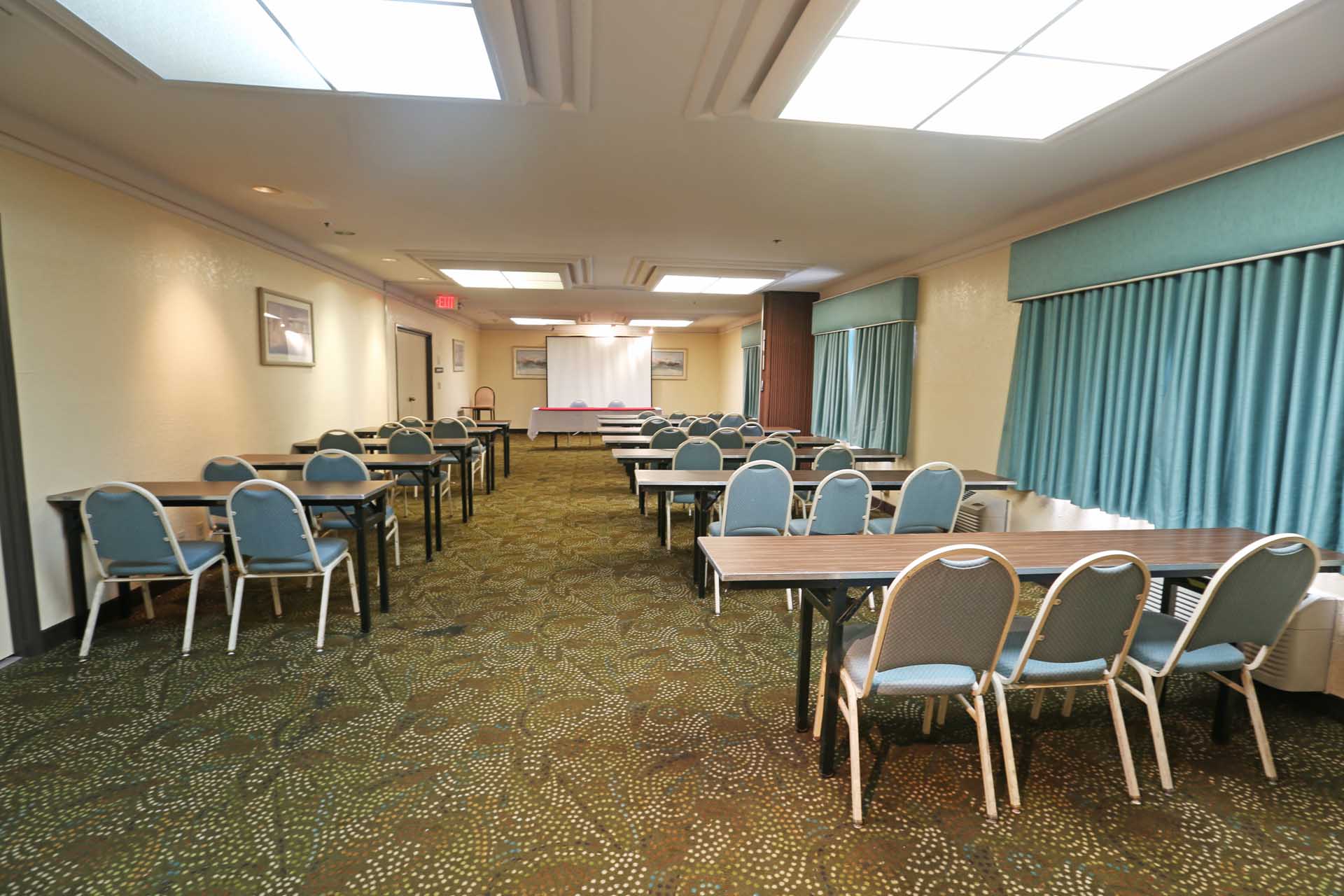 Queen room